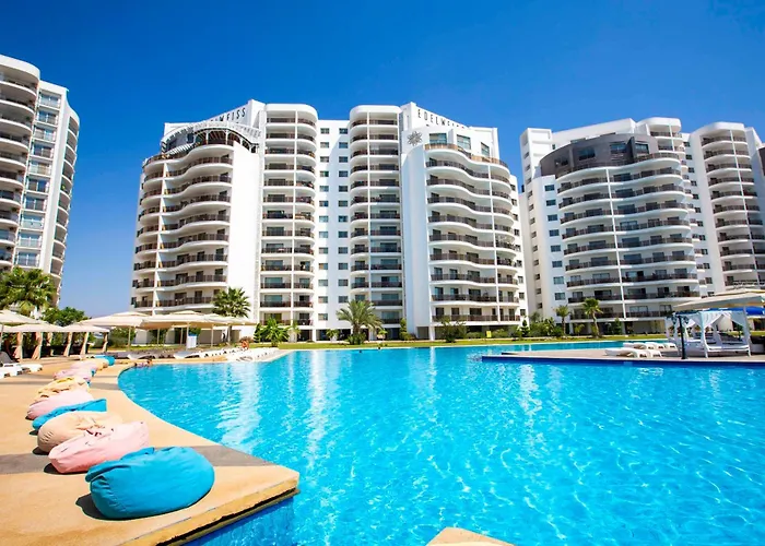 アパート Edelweiss By Holidaykeys Trikomo