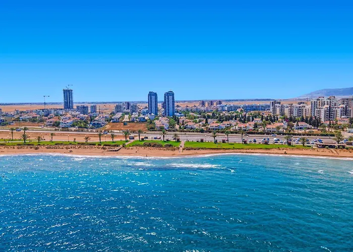 Edelweiss By Holidaykeys アパート Trikomo