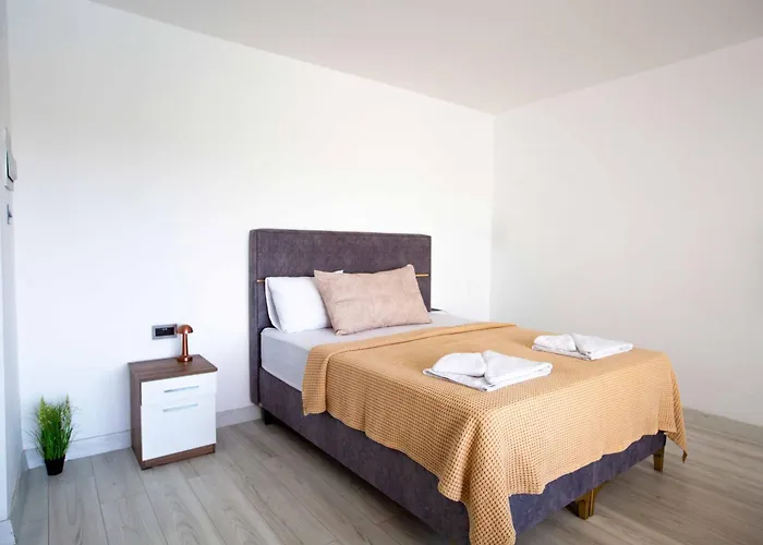 Edelweiss By Holidaykeys * Trikomo